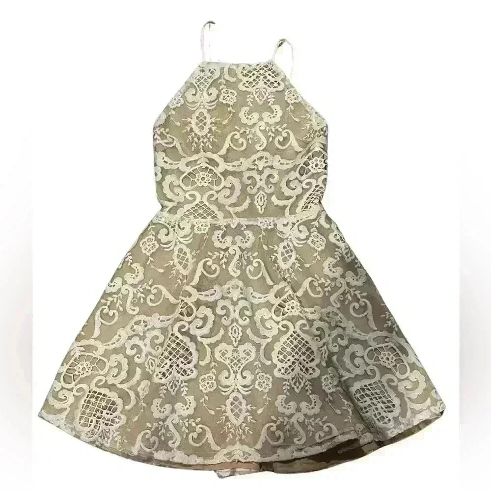 Boutique Brand Lilac Shade lace dress Size Xs Tie Up Back with straps beautiful